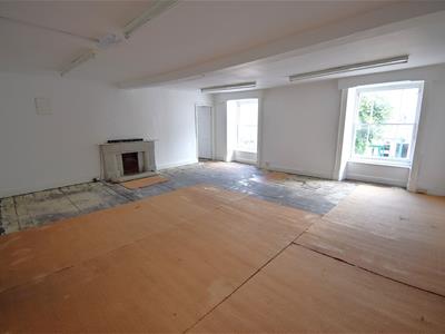 Main Living Room / Lounge